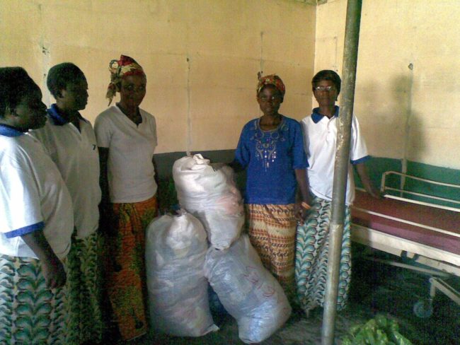 T.T.N-women-at-L-swamps-church